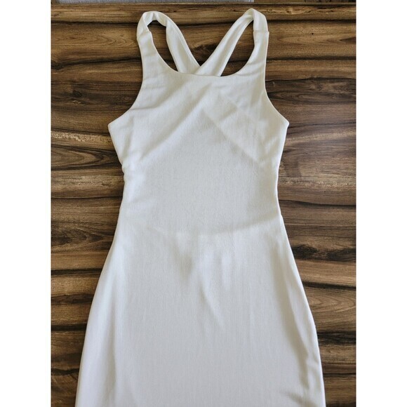 Hello Molly White Midi Dress - Picture 4 of 12